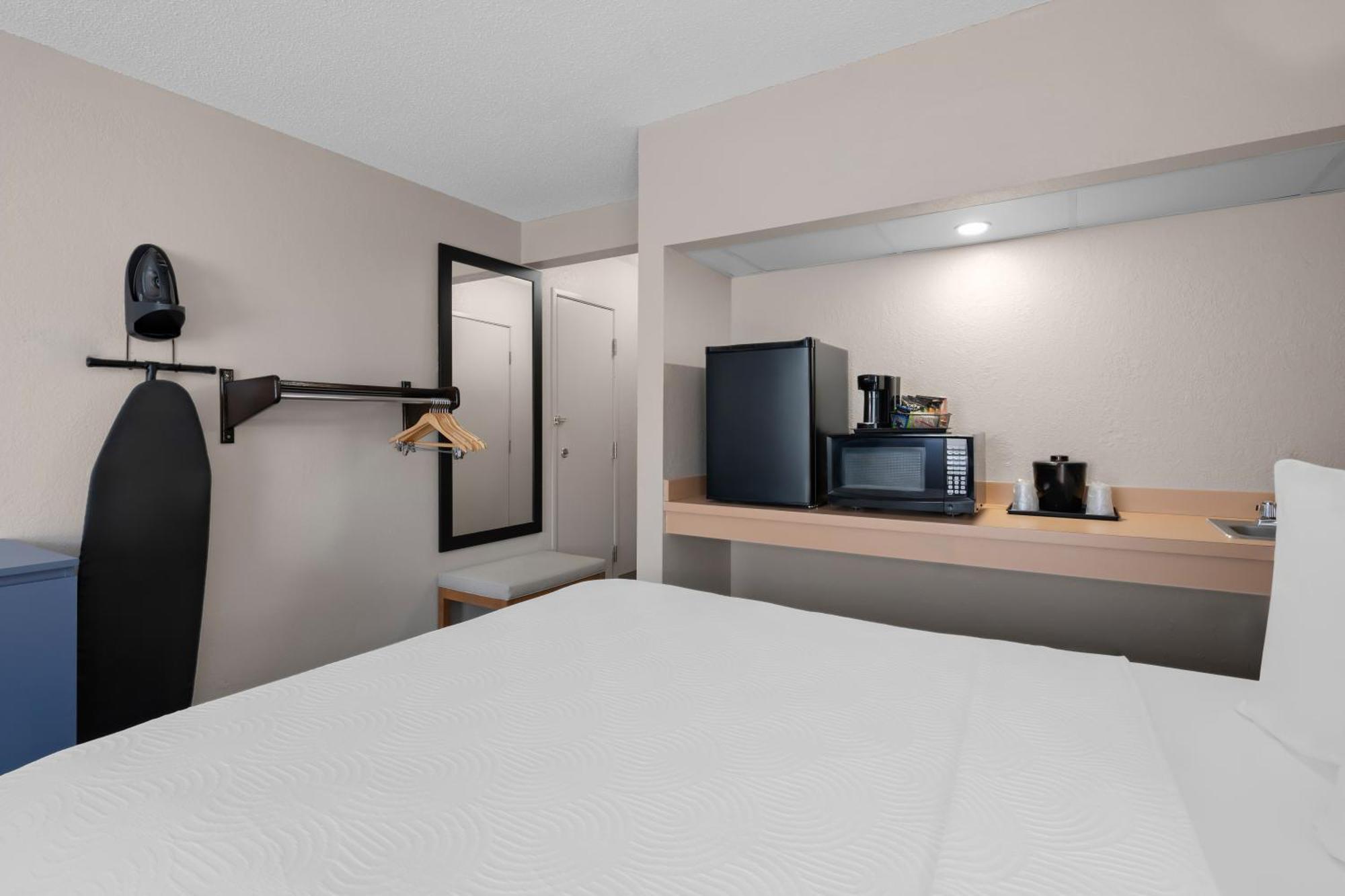 Country Inn & Suites By Radisson, Coon Rapids, Mn Eksteriør billede